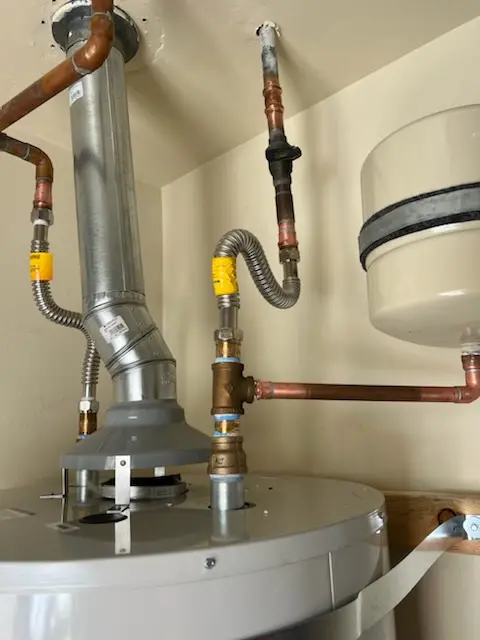 Water heater installation and plumbing repair in Palm Beach